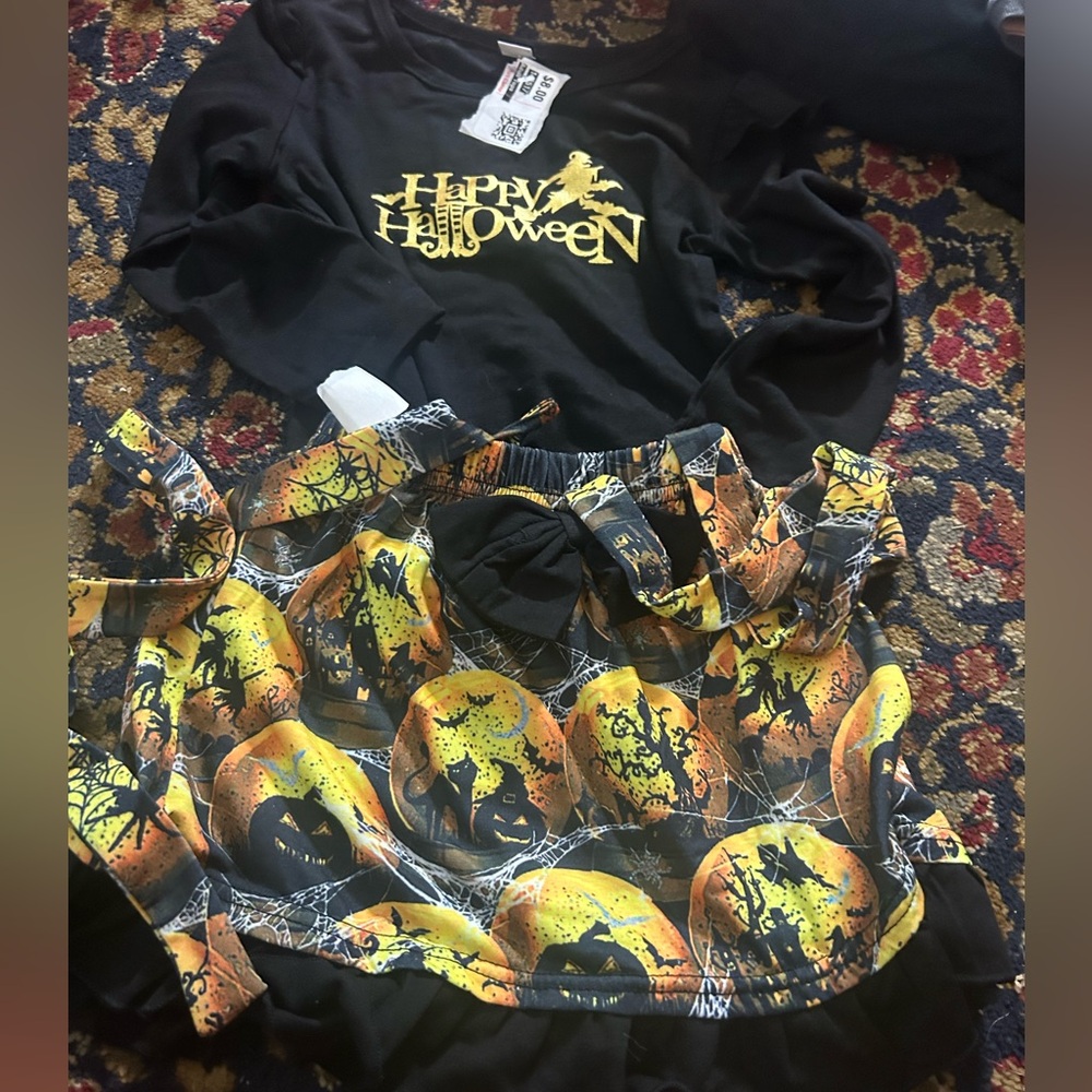 Halloween outfit top and skirt